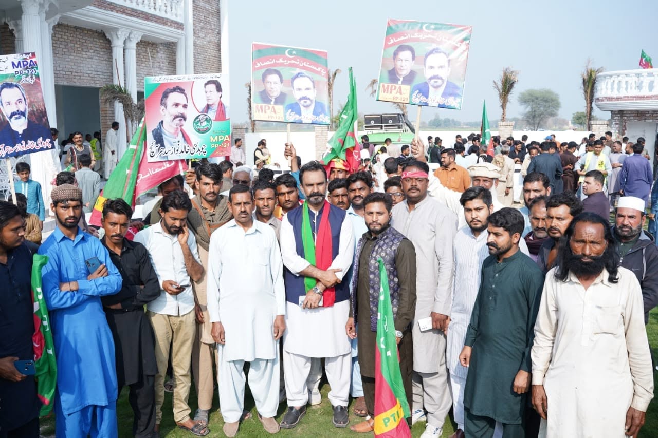 ٹوبہ ٹیک سنگھ( این اے 106) جیل بھرتحریک ،#الیکشن_کراو_ملک_بچاو  کے حوالے سے احتجاجی ریلی میں لوگوں کی کثیر تعداد میں شرکت